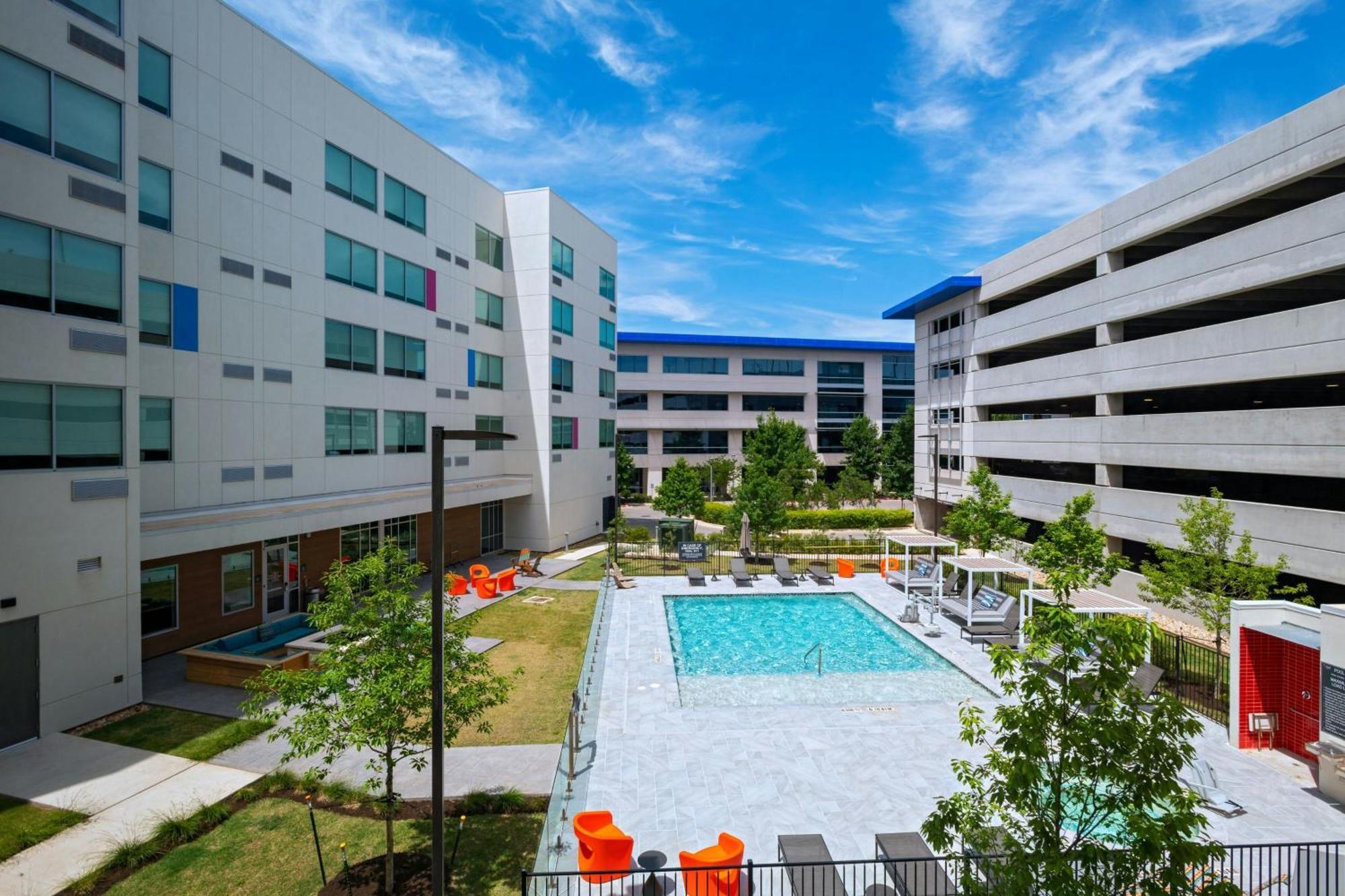 Aloft Austin Southwest Hotel Exterior photo